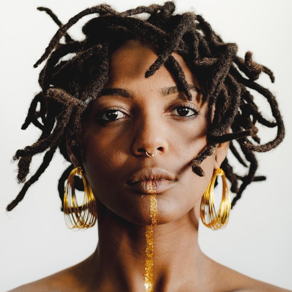 SESSIONLAB : Bia Ferreira, artiviste brasileira aux mille combats